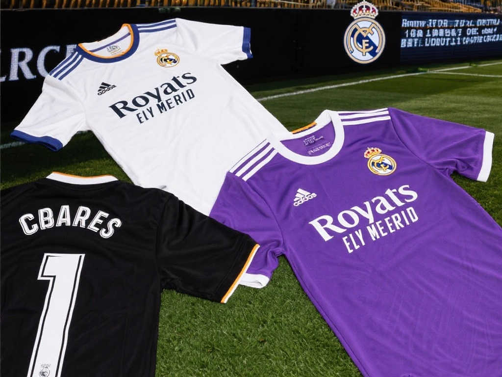 皇马主场与客场球衣的色彩设计 皇马主场与客场球衣的色彩设计